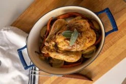 Saveur Selects Braadpan Ovaal Voyage - Classic Blue - ø 30 Cm - Geëmailleerde Anti-aanbaklaag -Keukengerei Korting Winkel 1 4 16 scaled 1