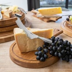 Boska Kaasmes Hollands Monaco+ 9 Boska Kaasmes Hollands Monaco+ -Keukengerei Korting Winkel 307106 320091 Hollands Kaasmes Monaco Nr.8 Serveerplank Friends Rond M 2 Pasen 2023