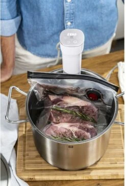 Zwilling Sous Vide Stick Enfinigy - Nauwkeurige Temperatuurinstelling - IPX7 Waterproof - Zwart -Keukengerei Korting Winkel 4009839546716 11