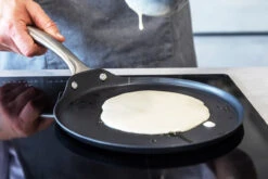 MasterClass Pannenkoekenpan - ø 24 Cm - Standaard Anti-aanbaklaag -Keukengerei Korting Winkel 5028250519054 2