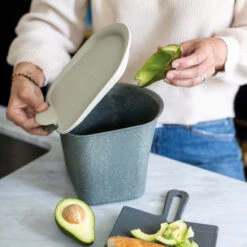 Koziol Tafelprullenbak Bibo Grijs 9 Koziol Tafelprullenbak Bibo Grijs -Keukengerei Korting Winkel 7605 bibo 701 os