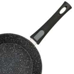 Resto Kitchenware Koekenpan Leo - ø 24 Cm - Standaard Anti-aanbaklaag 10 Resto Kitchenware Koekenpan Leo - ø 24 Cm - Standaard Anti-aanbaklaag -Keukengerei Korting Winkel 93040.4260403577806.ver50
