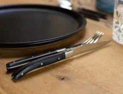 Jay Hill Bestekset Laguiole - Zwart - 24 Delig / 6 Personen 11 Jay Hill Bestekset Laguiole - Zwart - 24 Delig / 6 Personen -Keukengerei Korting Winkel AR7A5876 2