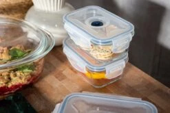 Sareva Vacuum Ovenschalen / Vershoudbakjes - Hittebestendig Glas - 8 Delige Set 9 Sareva Vacuum Ovenschalen / Vershoudbakjes - Hittebestendig Glas - 8 Delige Set -Keukengerei Korting Winkel Crumble in ovenschaal en vershoudbakjes 4 3