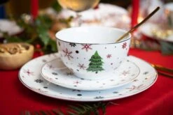 Studio Tavola Kerstservies - Porselein - Rood - 18-delig / 6 Personen -Keukengerei Korting Winkel HIT Kerstservies sfeer rood 3