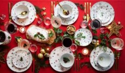 Studio Tavola Kerstservies - Porselein - Rood - 18-delig / 6 Personen -Keukengerei Korting Winkel HIT Kerstservies sfeer rood 7