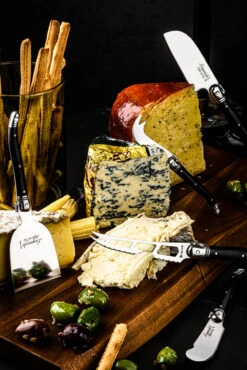Laguiole Style De Vie Kaasmessen Met Plank Premium Line - Zwart 7 Laguiole Style De Vie Kaasmessen Met Plank Premium Line - Zwart -Keukengerei Korting Winkel Kaas5ZwartPlank 2