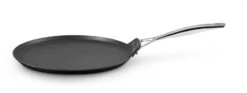 Le Creuset Pannenkoekenpan Les Forgées TNS - ø 24 Cm - Standaard Anti-aanbaklaag -Keukengerei Korting Winkel LC 20190624 ZS PS FS 51106280010002 001