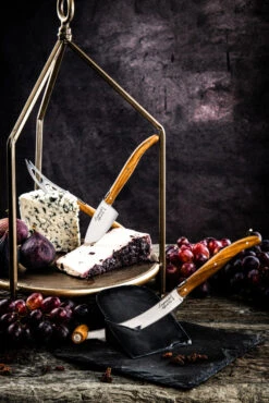 Laguiole Style De Vie Kaasmessen / Kaasmessenset Luxury Line Olijfhout - 3 Stuks 11 Laguiole Style De Vie Kaasmessen / Kaasmessenset Luxury Line Olijfhout - 3 Stuks -Keukengerei Korting Winkel LuxKaasV2Olijf 4