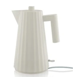 Alessi Waterkoker Plissé - Droogkookbeveiliging - Wit - Michele De Lucchi - 1.7 Liter - MDL06 W -Keukengerei Korting Winkel MDL06 W 01