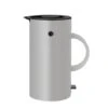 Stelton Waterkoker EM77 Light Grey 1.5 Liter 1 Stelton Waterkoker EM77 Light Grey 1.5 Liter -Keukengerei Korting Winkel OL 890 2 EM77 electric kettle light grey