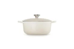 Le Creuset Braadpan Signature - Meringue - ø 20 Cm / 2.4 Liter -Keukengerei Korting Winkel RS9471 LC 20191212 FR PS 00001 1