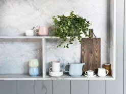 Maxwell & Williams Kop En Schotel Tint Lichtgrijs 100 Ml -Keukengerei Korting Winkel Tint Lifestyle Image 2 800x600