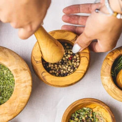 Jay Hill Vijzel Tunea - Olijfhout - ø 11 Cm 12 Jay Hill Vijzel Tunea - Olijfhout - ø 11 Cm -Keukengerei Korting Winkel TuneaHand 12