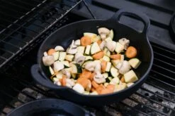 Blackwell Balti Dish - Gietijzer - Zwart - ø 25 Cm / 2.7 Liter -Keukengerei Korting Winkel blackwell balti dish gietijzer