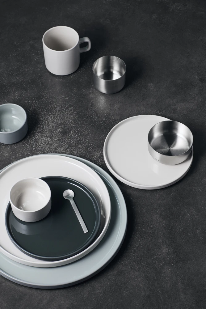 Blomus Schenkkan Pilare - Mirage Grey - 1 Liter 5 Blomus Schenkkan Pilare - Mirage Grey - 1 Liter - Afbeelding 3