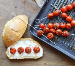 Valira Grillpan Aire - 28 X 28 Cm - Standaard Anti-aanbaklaag -Keukengerei Korting Winkel grillpansfeerfoto