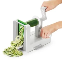 OXO Good Grips Spiraalsnijder Pro 17 OXO Good Grips Spiraalsnijder Pro -Keukengerei Korting Winkel oxo spiraalsnijder pro 7