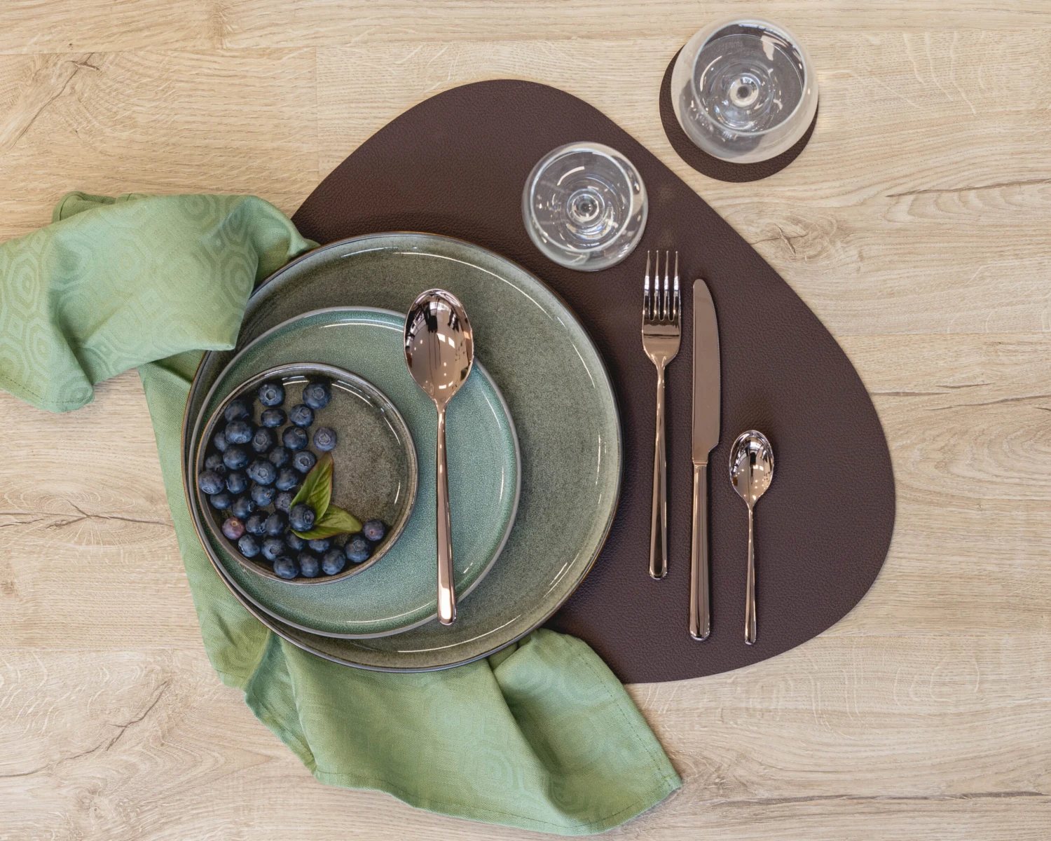 Jay Hill Onderzetters - Vegan Leer - Bruin / Zand - Dubbelzijdig - ø 10 Cm - 6 Stuks 4 Jay Hill Onderzetters - Vegan Leer - Bruin / Zand - Dubbelzijdig - ø 10 Cm - 6 Stuks - Afbeelding 2