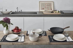 Sambonet Braadpan Rock 'n' Rose - Creme - ø 24 Cm / 4.5 Liter - Standaard Anti-aanbaklaag -Keukengerei Korting Winkel sambonet rock n rose sfeer8 1